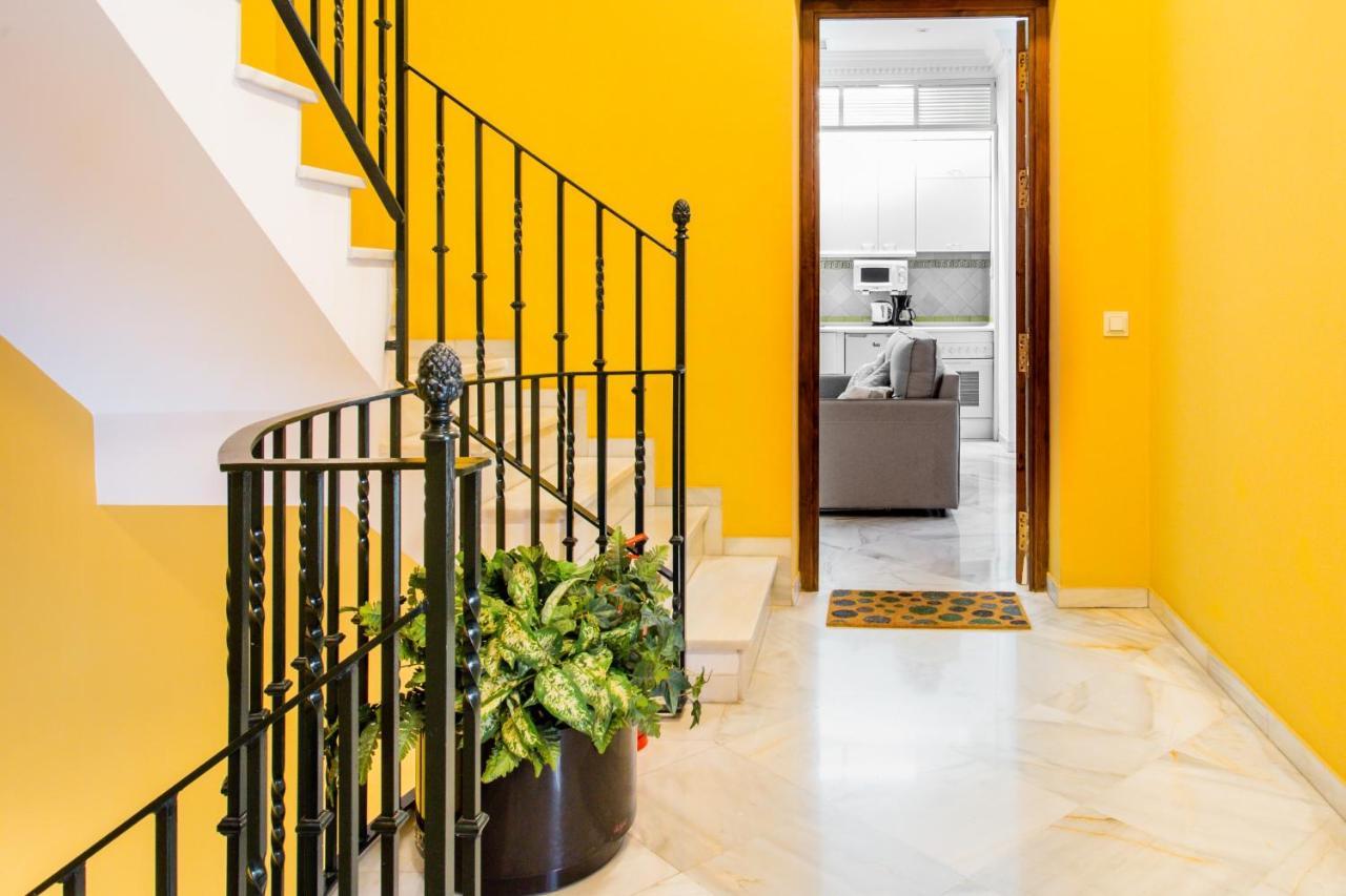 Mágico apartamento en casa palacio del siglo XVII Sevilha Exterior foto