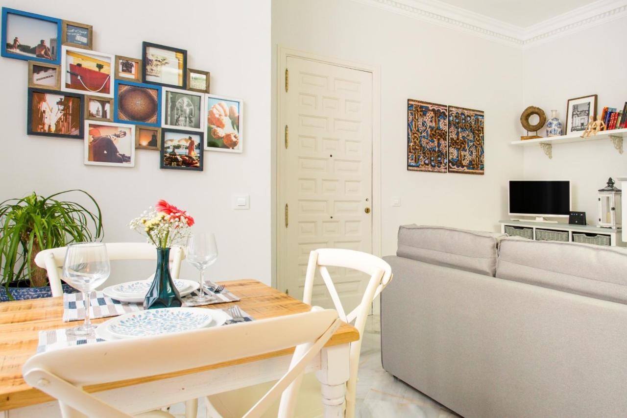Mágico apartamento en casa palacio del siglo XVII Sevilha Exterior foto